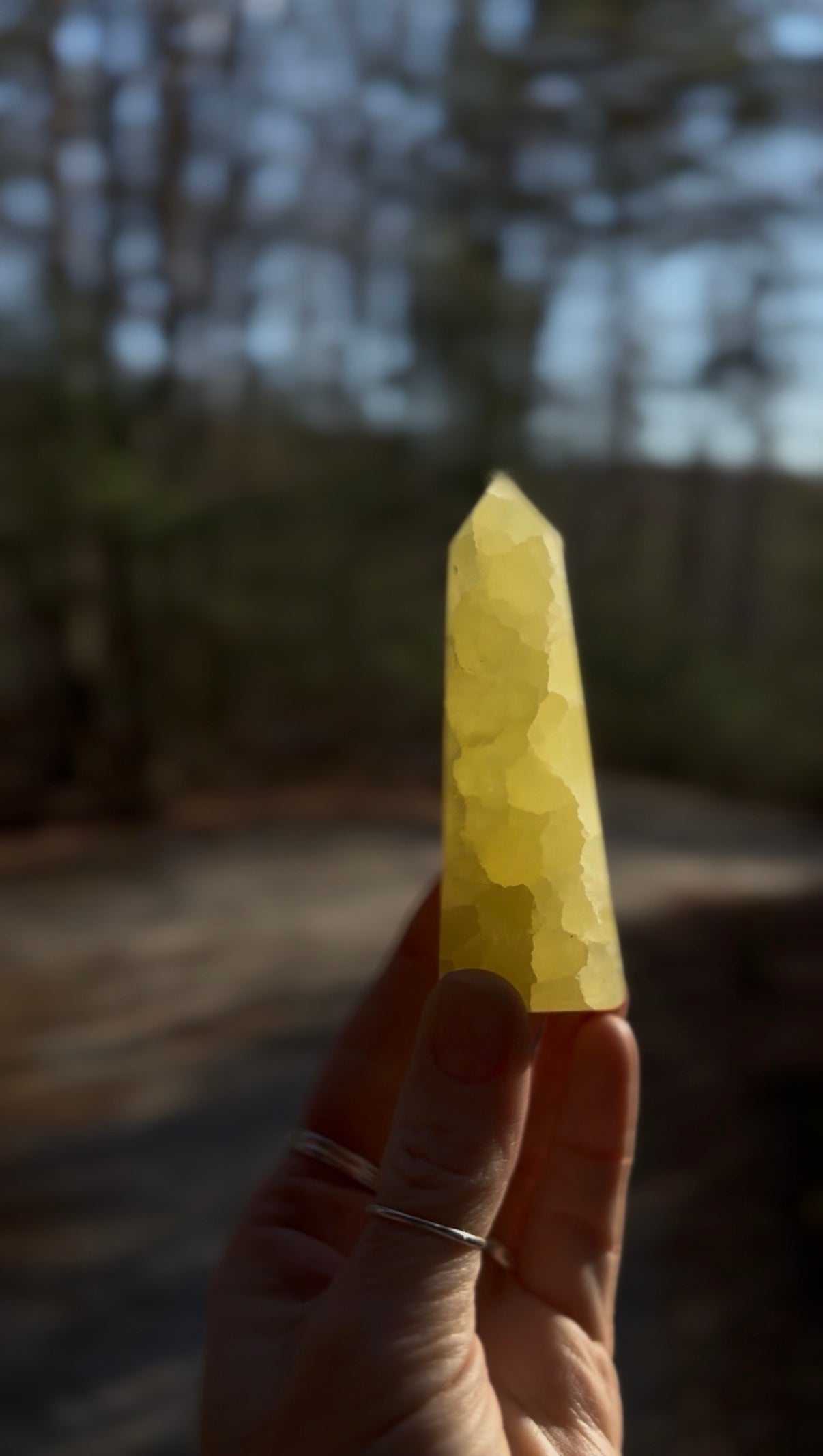 Lemon calcite