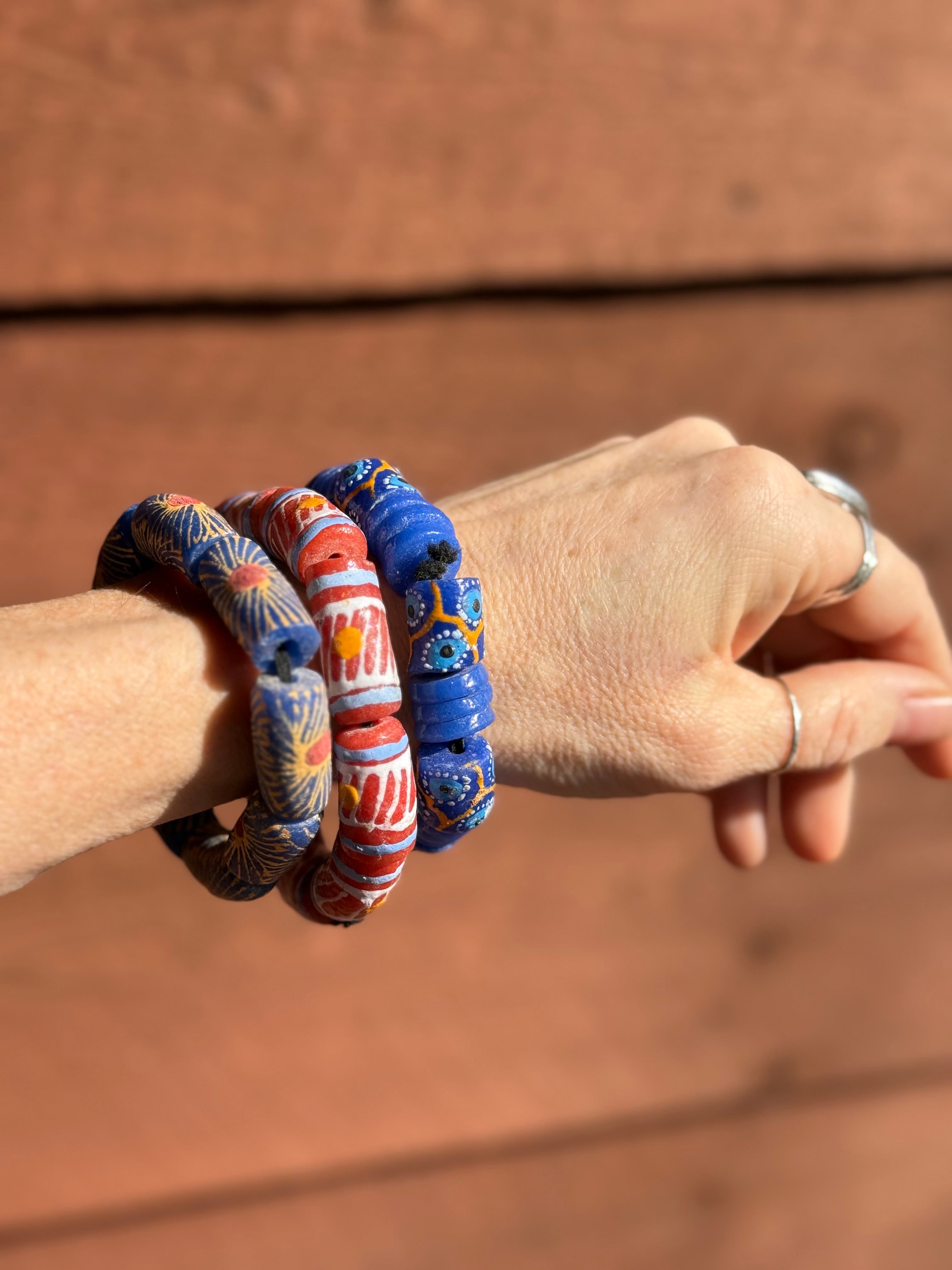 Krobo beaded bracelet (Ghana)