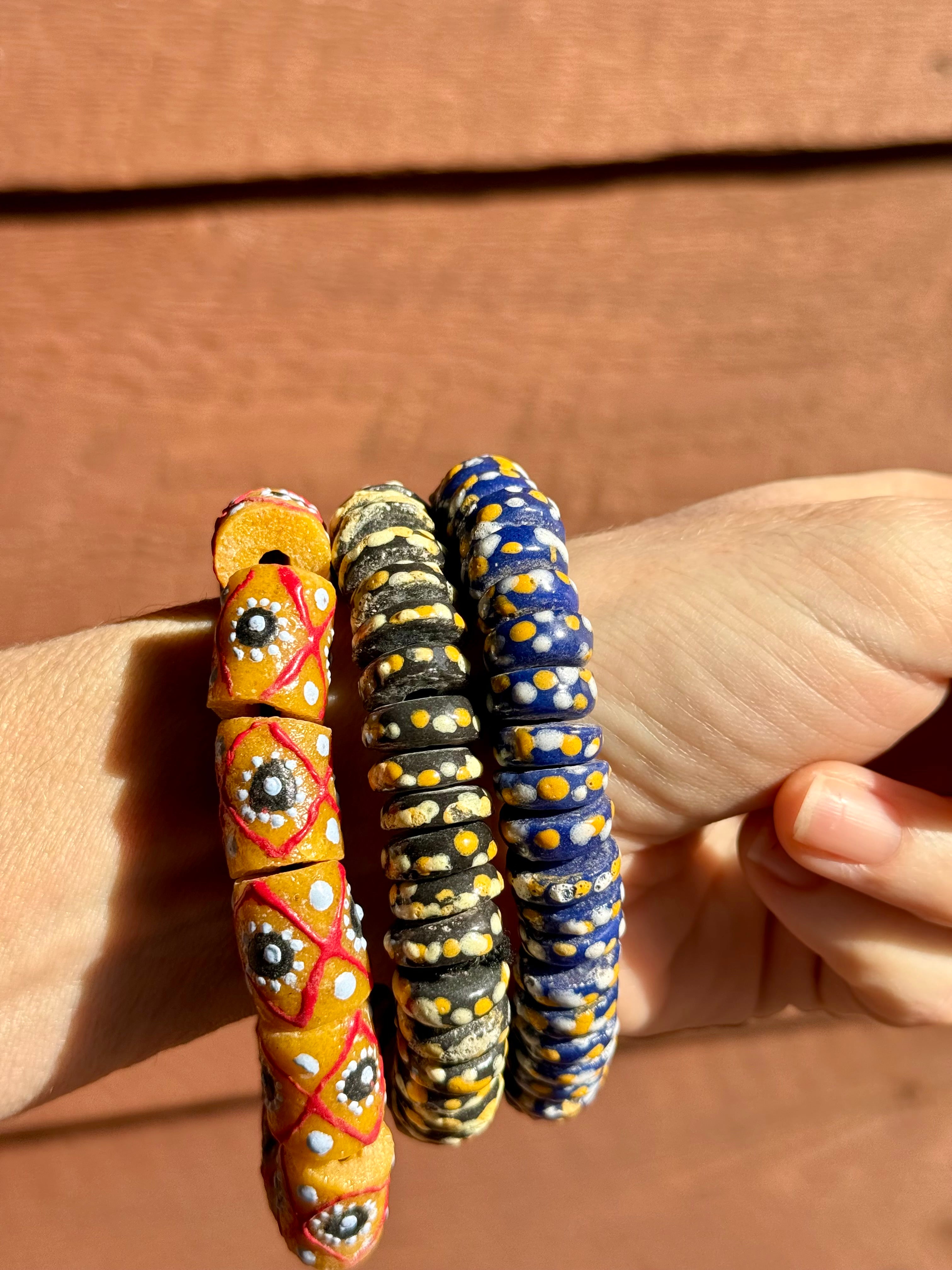 Krobo beaded bracelet (Ghana)