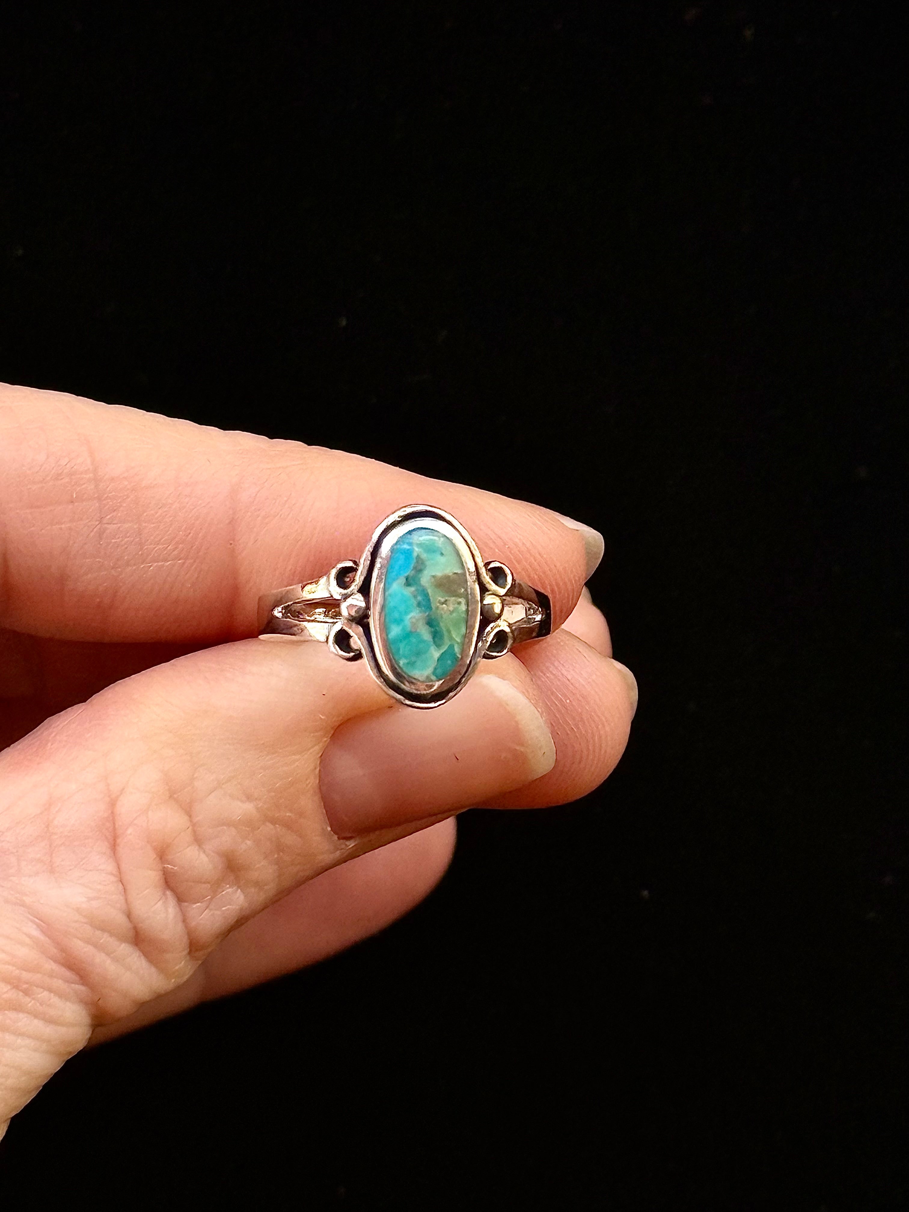 Classic Oval Turquoise Sterling Silver Ring